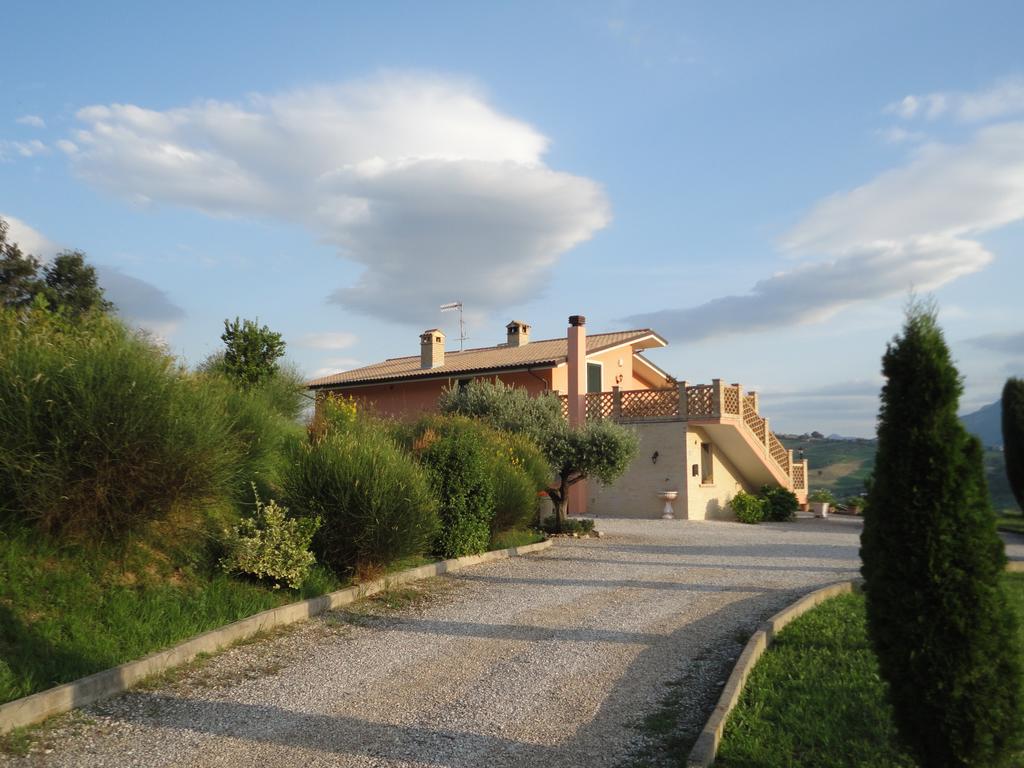 Ferienwohnung Casa Adriana Penne Exterior foto